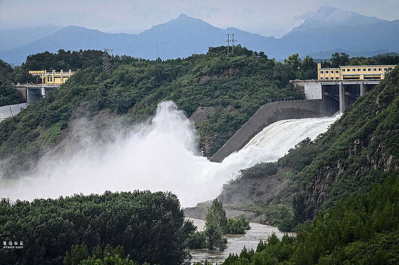 北京密云极端暴雨,淹没一层楼,专家解读(组图) - 2