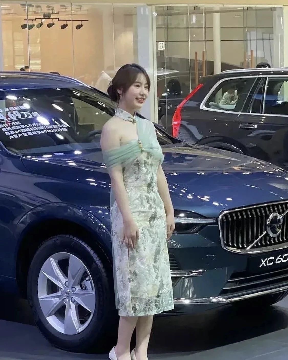 【美女】蓝衣战神未P图照曝光，网友直呼：这身材绝了（组图） - 6