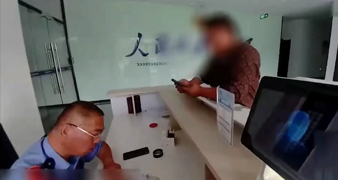 捡大漏了?上海市中心房子仅卖1万元一平,男子欲全款拿下,结果不出意外…(组图) - 2
