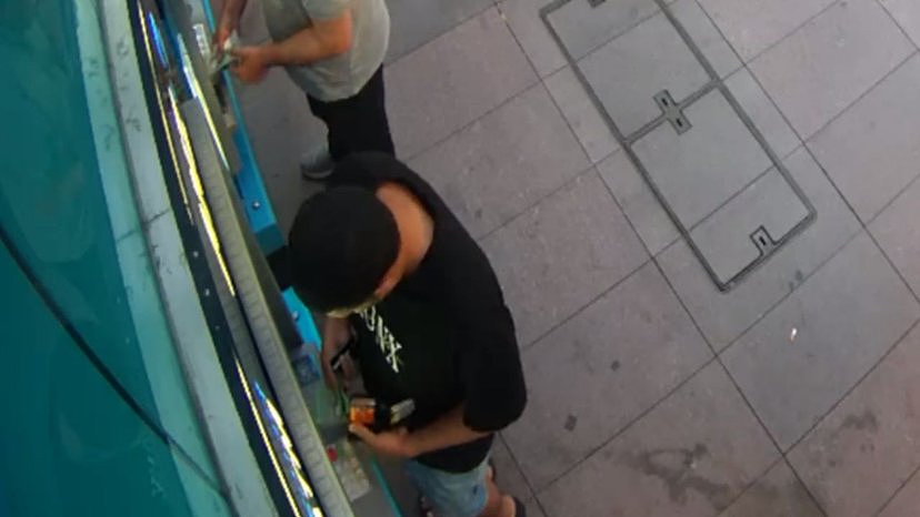 惊天骗局！澳男用一封电子邮件，骗走政府$350万...（组图） - 2