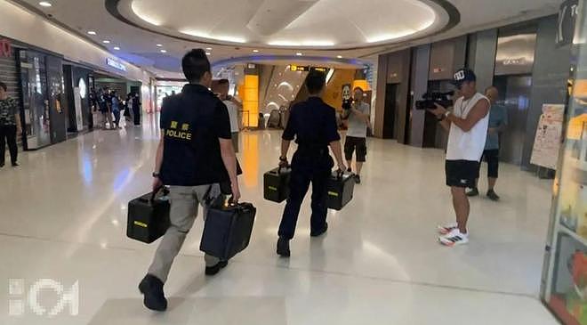 1家4口惨死!妻儿被割喉,男子生前是高官,即将全家移民,遗言曝光,果然不简单(组图) - 4