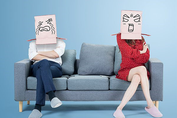 【两性】他说：“我没有出轨，只是爱的人比较多” ，开放式婚姻是出轨吗？（图） - 1