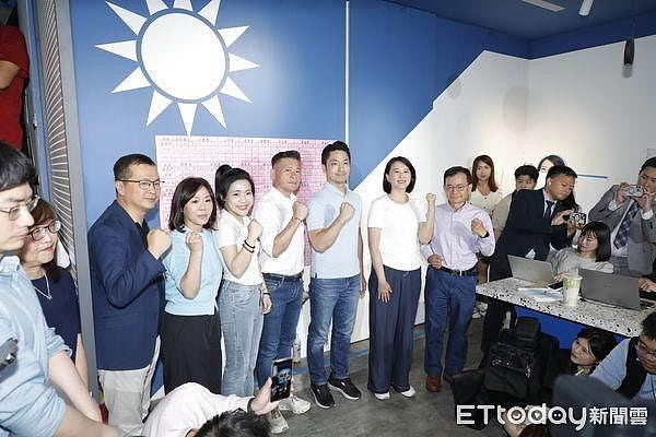 大罢免惨败撼动台湾政局，赖清德恐加速步上陈水扁两岸冲突老路（组图） - 6