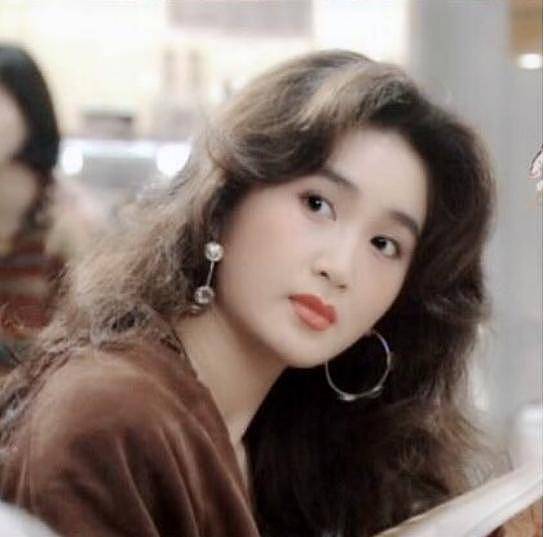 香港知名女星罕提往事,因父欠债差点被卖,从不后悔拍大尺度电影(组图) - 8