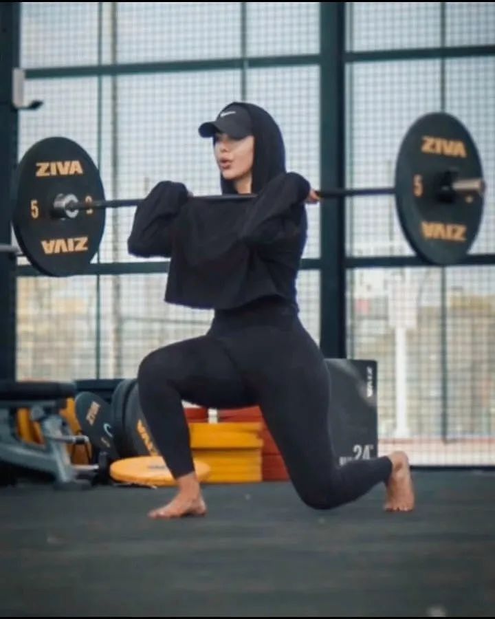 【美女】健身女神Ruba Ali:美腿是这样练成的,你还在等什么(组图) - 12