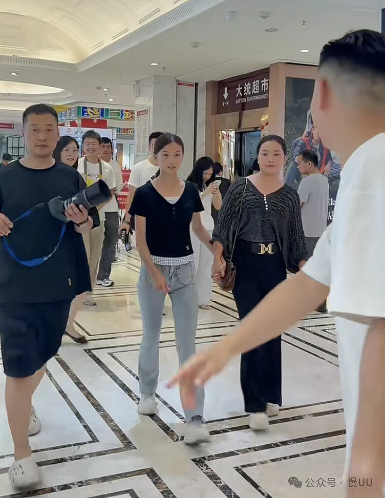全网刷屏的15岁翻版张柏芝,怎么就哑火了(组图) - 13
