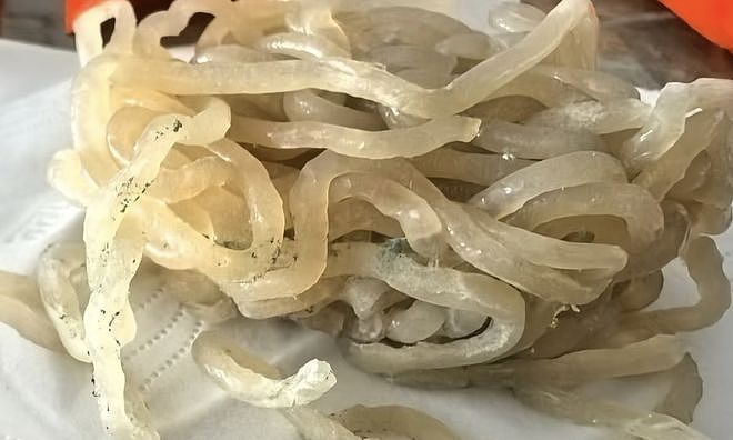 麻六记风波发酵!张兰曾否认产品代工,汪小菲不顾风波跑去度假(组图) - 5