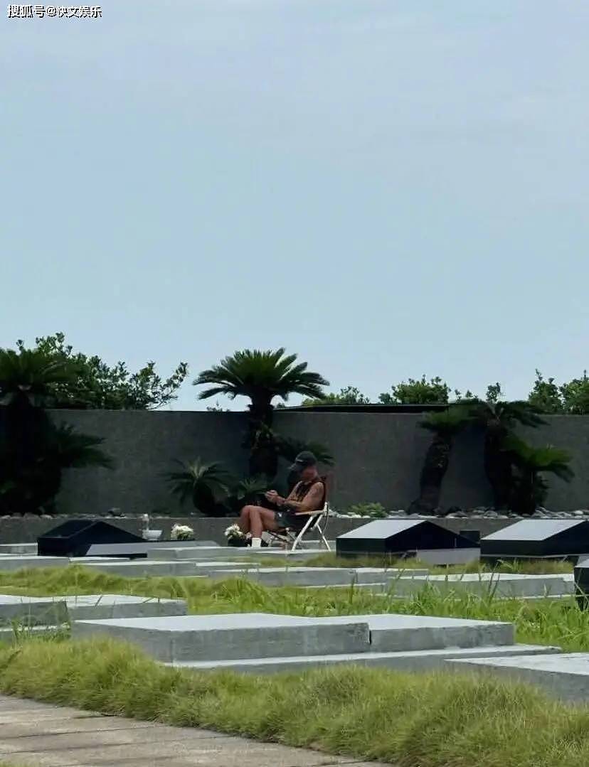 深情不过具俊晔,他每天现身大S墓地,痴情程度叫人震惊(组图) - 3