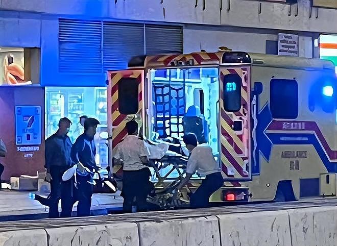 1家4口惨死!妻儿被割喉,男子生前是高官,即将全家移民,遗言曝光,果然不简单(组图) - 1