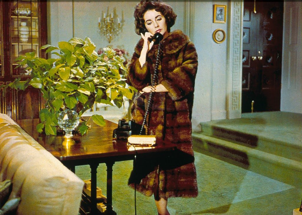 被女装背刺的普通人，偷偷开始研究“面料鄙视链”了？（组图） - 2