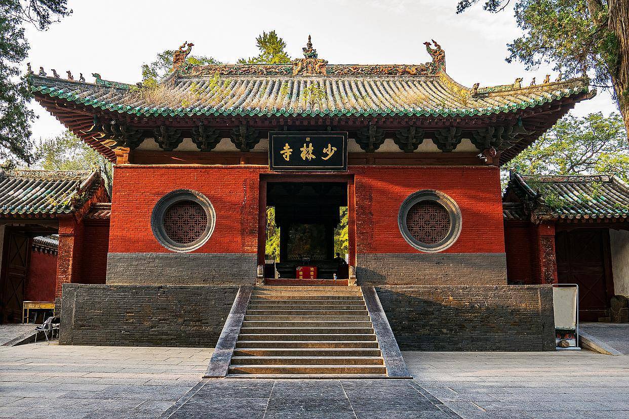 少林寺现状曝光！释永信方丈室被围了起来，纪念碑也用木板遮挡（组图） - 5