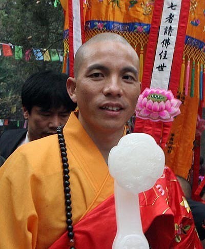 解密少林寺新住持:20年白马寺方丈,曾称“不评价少林寺商业化”(组图) - 1