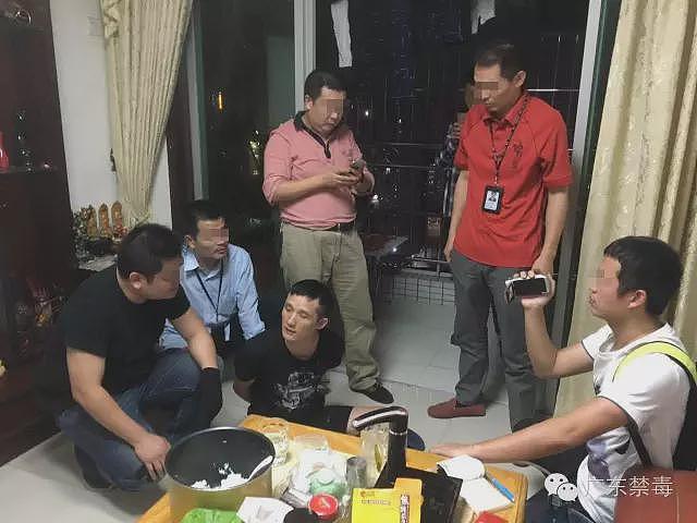落马贪官一副眼镜4.3万元公开拍卖!吸引1000多人围观,无人出价最终流拍(组图) - 4