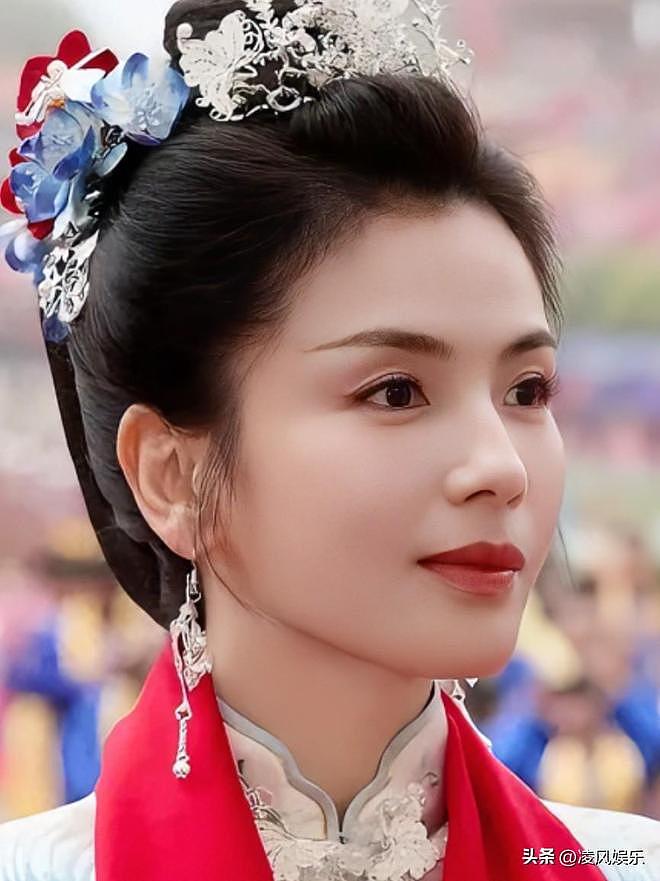 46岁刘涛近况曝光!颜值在线,状态似少女,网友:美的太安心了(组图) - 10