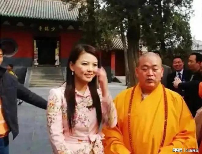释永信被抓！95后美女画家曾与大师合影引关注，其作品曾拍出天价（组图） - 16