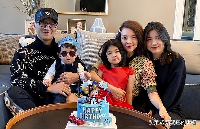风流成性,54岁还不安分的汪峰,意外让内敛的二女儿承受了恶意(组图) - 28