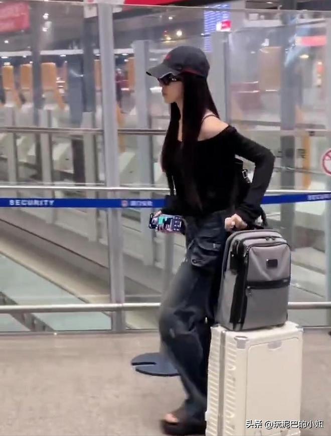 风流成性,54岁还不安分的汪峰,意外让内敛的二女儿承受了恶意(组图) - 10