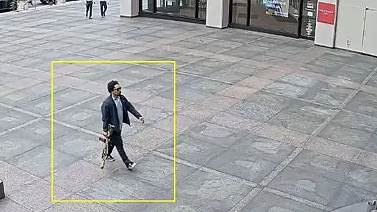 知名金融巨头女高管遭枪击身亡,年仅43岁,公司办公室将暂时关闭!纽约市长:枪手走错楼层,目标本是NFL总部(组图) - 3