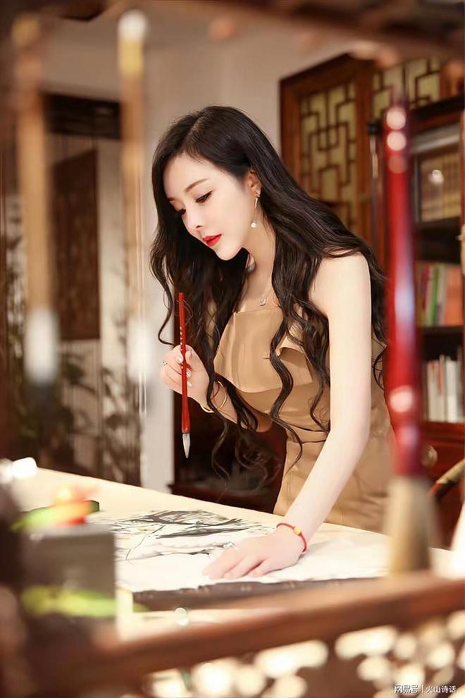 释永信被抓！95后美女画家曾与大师合影引关注，其作品曾拍出天价（组图） - 2