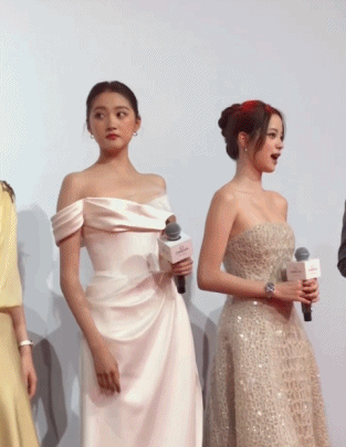 六大女星同框比美!身材越好越抢眼,关晓彤不及娜扎输在没锁骨(组图) - 24