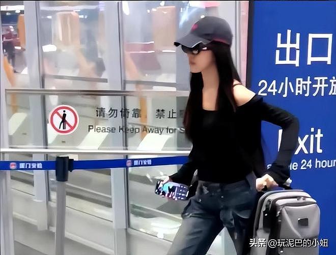 风流成性,54岁还不安分的汪峰,意外让内敛的二女儿承受了恶意(组图) - 8