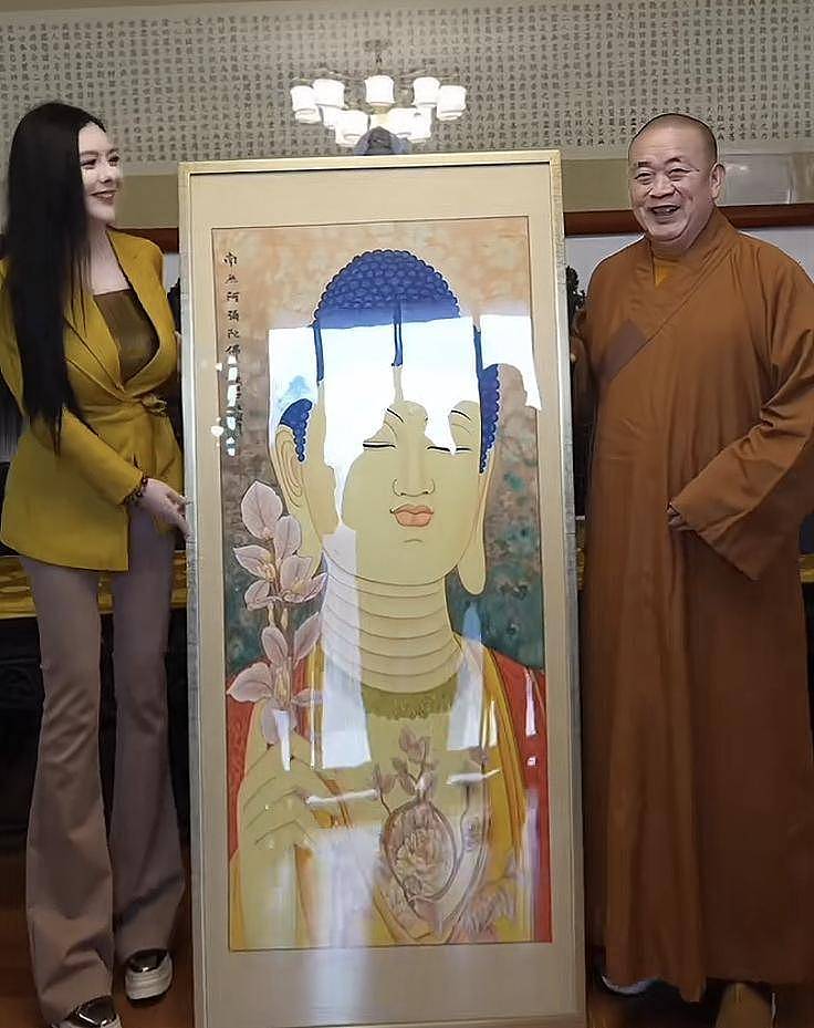 太辣眼!释永信亲吻李湘画面曝光,曝在郑州养女大学生,早露端倪(组图) - 14