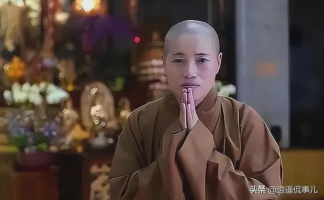 “女版”释永信：白天念经晚上夜店，豪宅藏满假发黑丝（组图） - 2