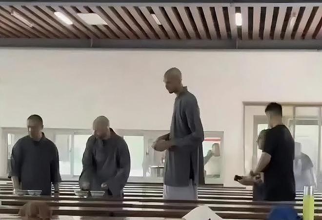 释永信与名人交往史：为成龙题字，和马云谈养生，赠普京武功秘籍（组图） - 27