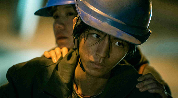 撕破脸了！王俊凯遭业内导演公开内涵，拍戏缺乏表演沟通，不是看手机就是打游戏（组图） - 15