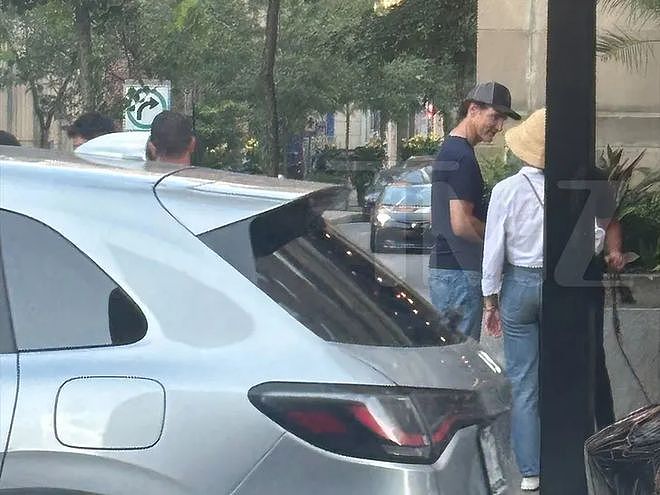 特鲁多和小13岁水果姐的约会照流出,“最离谱配对”引发争议(组图) - 5