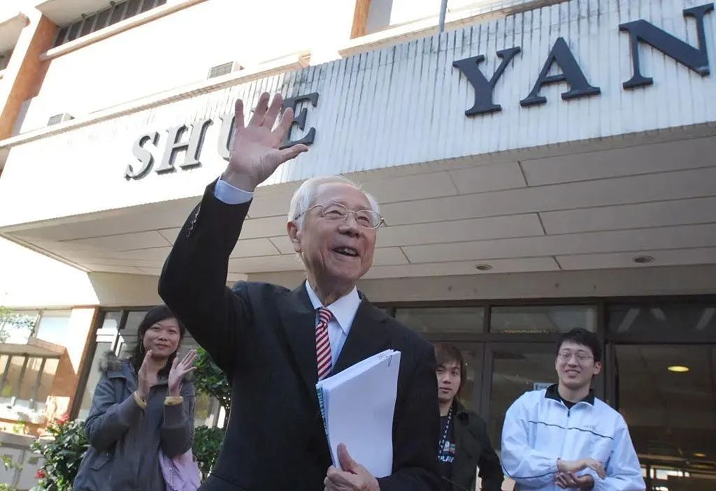 105岁老人去世！生前散尽5亿家产，改变了整个香港！（组图） - 12