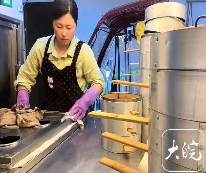 被2.8万网友救助的男孩考上985！母亲曾退回59万捐款（组图） - 4