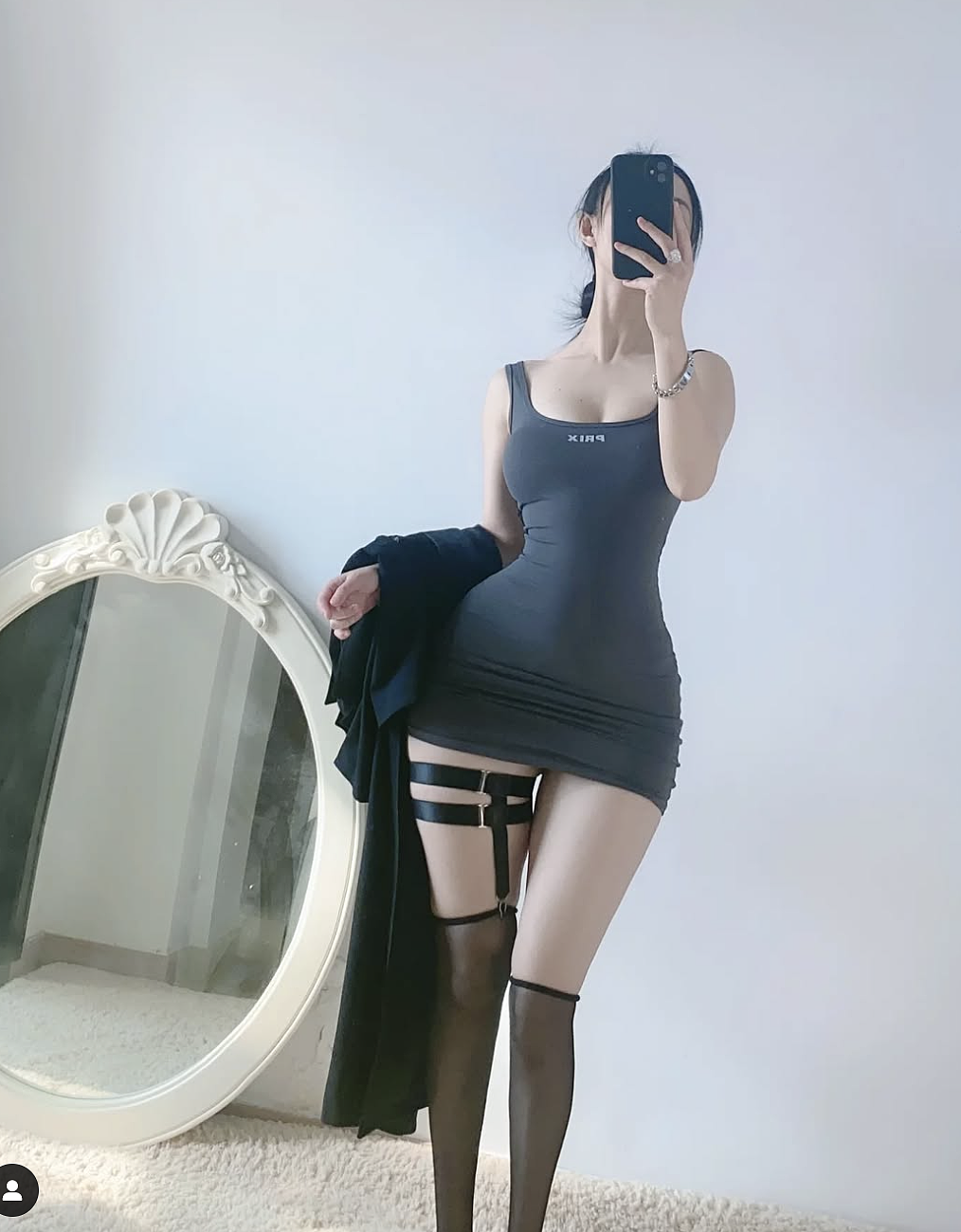 【美女】一双美腿!梨形曲线,玲珑有致的身姿!舒适自由(组图) - 10