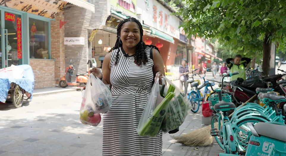 生活质量远高美国！纽约女子移居中国，年薪$3万，每周只工作18小时（视频/组图） - 4