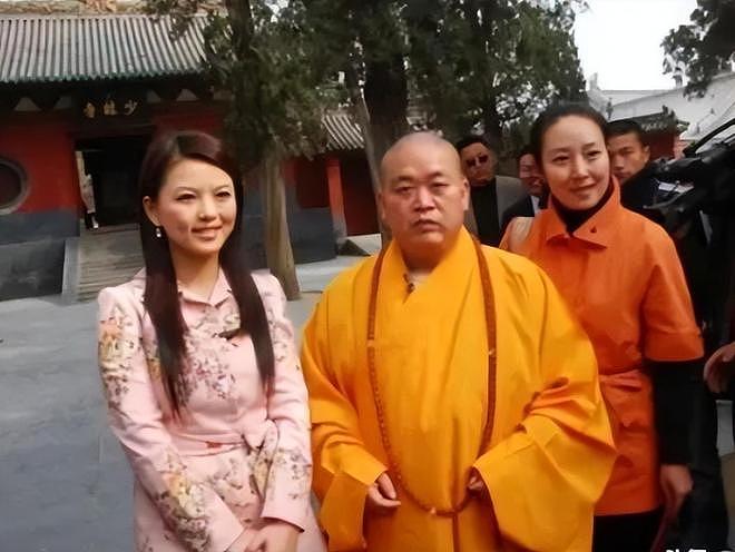 释永信与名人交往史：为成龙题字，和马云谈养生，赠普京武功秘籍（组图） - 14