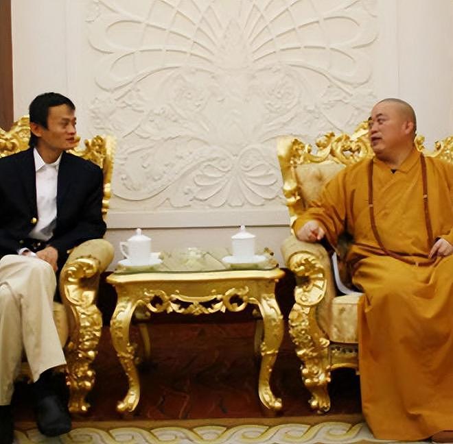 释永信与名人交往史：为成龙题字，和马云谈养生，赠普京武功秘籍（组图） - 12