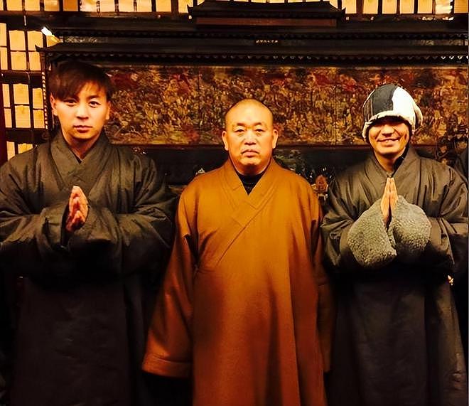 释永信与名人交往史：为成龙题字，和马云谈养生，赠普京武功秘籍（组图） - 23