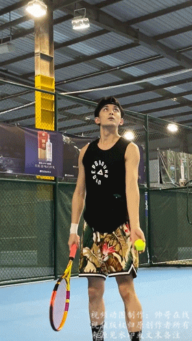 【帅哥】吴磊新剧中寸头体育生发健身视频,185CM篮球腹肌小奶狼,这身材也太顶了(组图) - 3