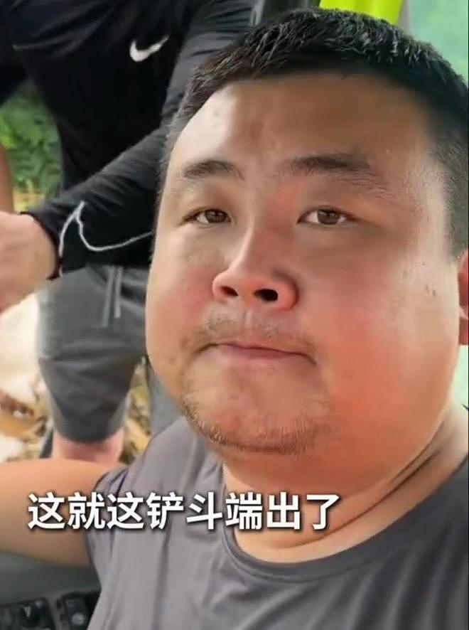 铲车司机在北京洪水中勇救百余人:说我是英雄过誉了(组图) - 1