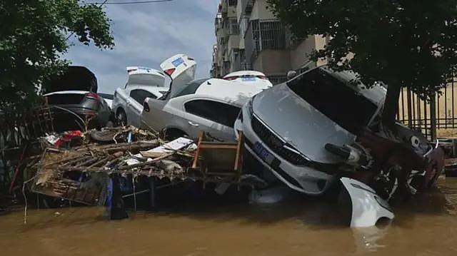 北京洪灾：专家指近年强降雨等极端天气增多，民众抱怨预警缺失（组图） - 1