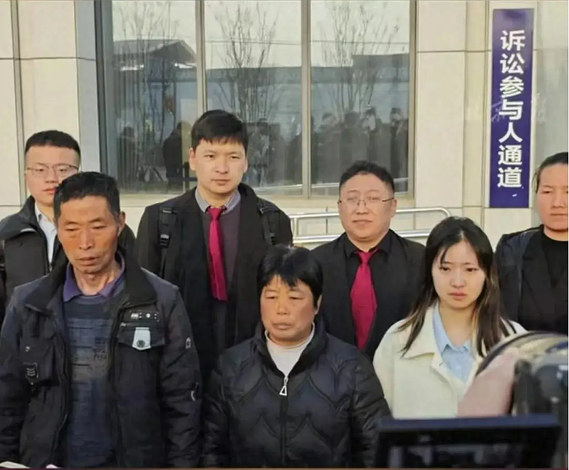 反串网红“罗大美”被害案二次开庭,家属泣诉不曾考虑赔偿:只想要个公道(组图) - 1