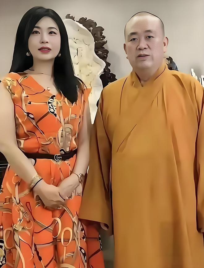 美女网红爆料:与释永信“结缘”2天3晚收费1万,凌晨4点去他房间皈依(组图) - 14