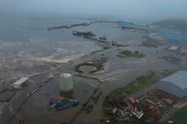 史上第6强震！俄罗斯远东海洋现8.8级强震，全太平洋警戒海啸发生！日本网友：预言成真？（组图） - 9