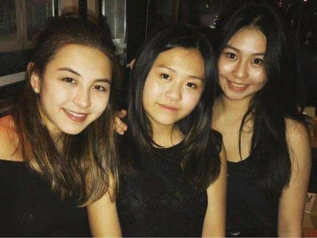 当众亲吻男星！一心想走入上流社会，培养女儿当豪门准媳妇，今60岁生日轰动娱乐圈？（组图） - 51