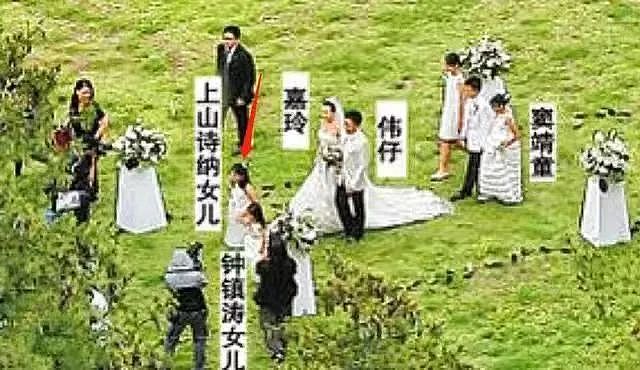 当众亲吻男星！一心想走入上流社会，培养女儿当豪门准媳妇，今60岁生日轰动娱乐圈？（组图） - 37