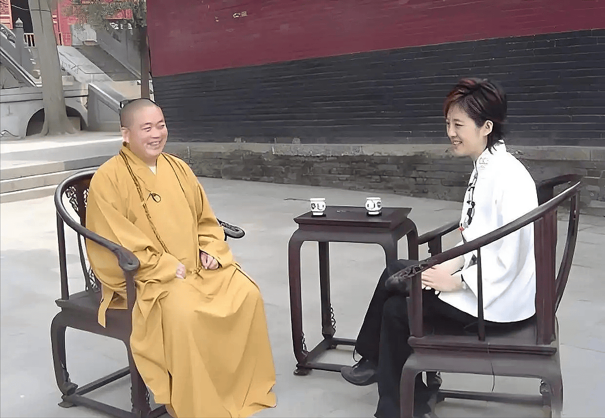 上任仅1天,印乐法师和美女大量合影被扒,与释永信区别太明显(组图) - 5