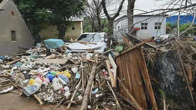 北京洪灾：专家指近年强降雨等极端天气增多，民众抱怨预警缺失（组图） - 6