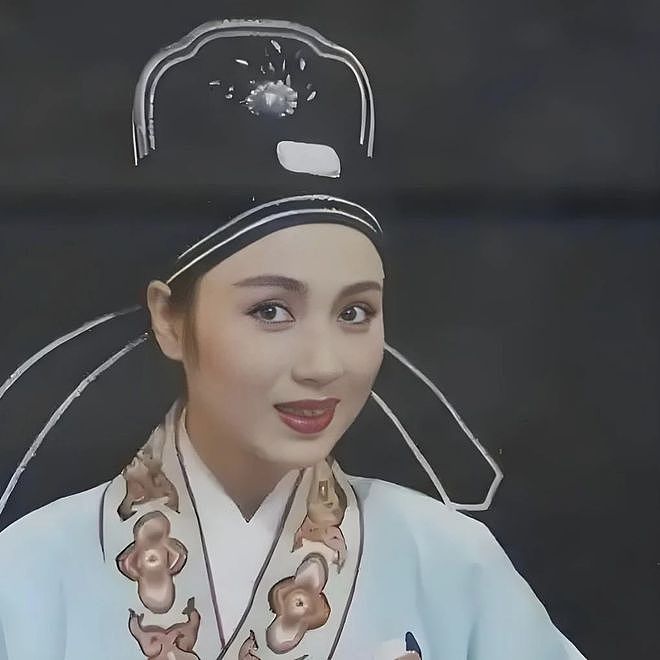 相差16岁，老少恋的“残酷”，63岁的马兰还真没当回事！（组图） - 4