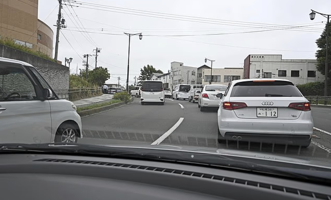 8.8级大地震引发罕见景象!夏威夷海水“神秘消失”,全岛紧急大逃亡(组图) - 9
