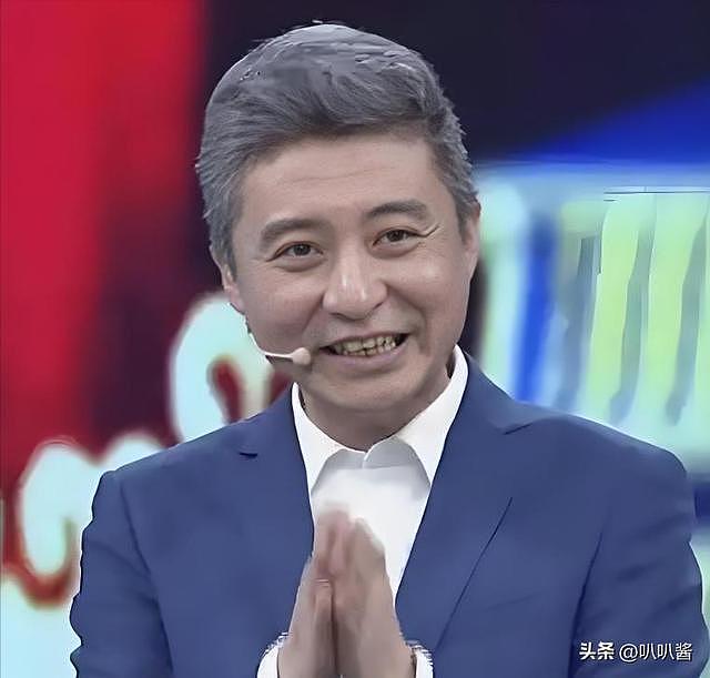 一句话葬送22年努力，他曾9次登上春晚，46岁人设崩塌惨遭网暴（组图） - 18